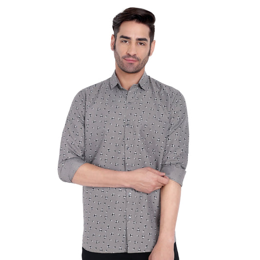 Front view of Garment Globe men's cotton printed regular fit shirt