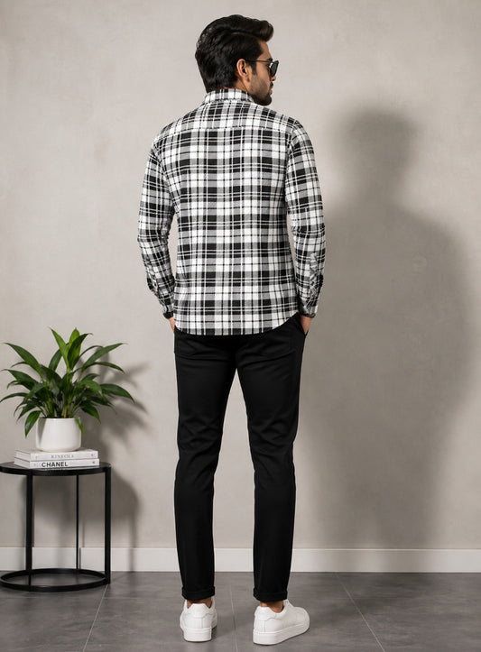 Men’s Black & White Checked Cotton Blend Full Sleeve Casual Shirt