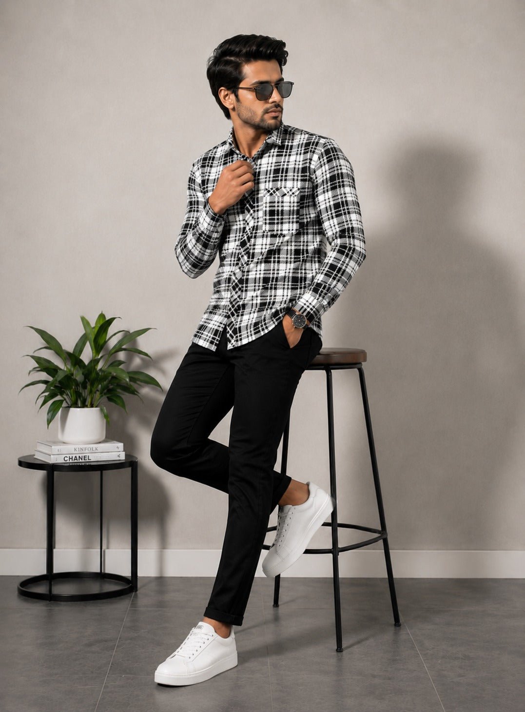 Men’s Black & White Checked Cotton Blend Full Sleeve Casual Shirt